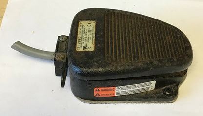 CLIPPER 635-S FOOT SWITCH 15A 250VAC W/ LINEMASTER GUARD 522-B14