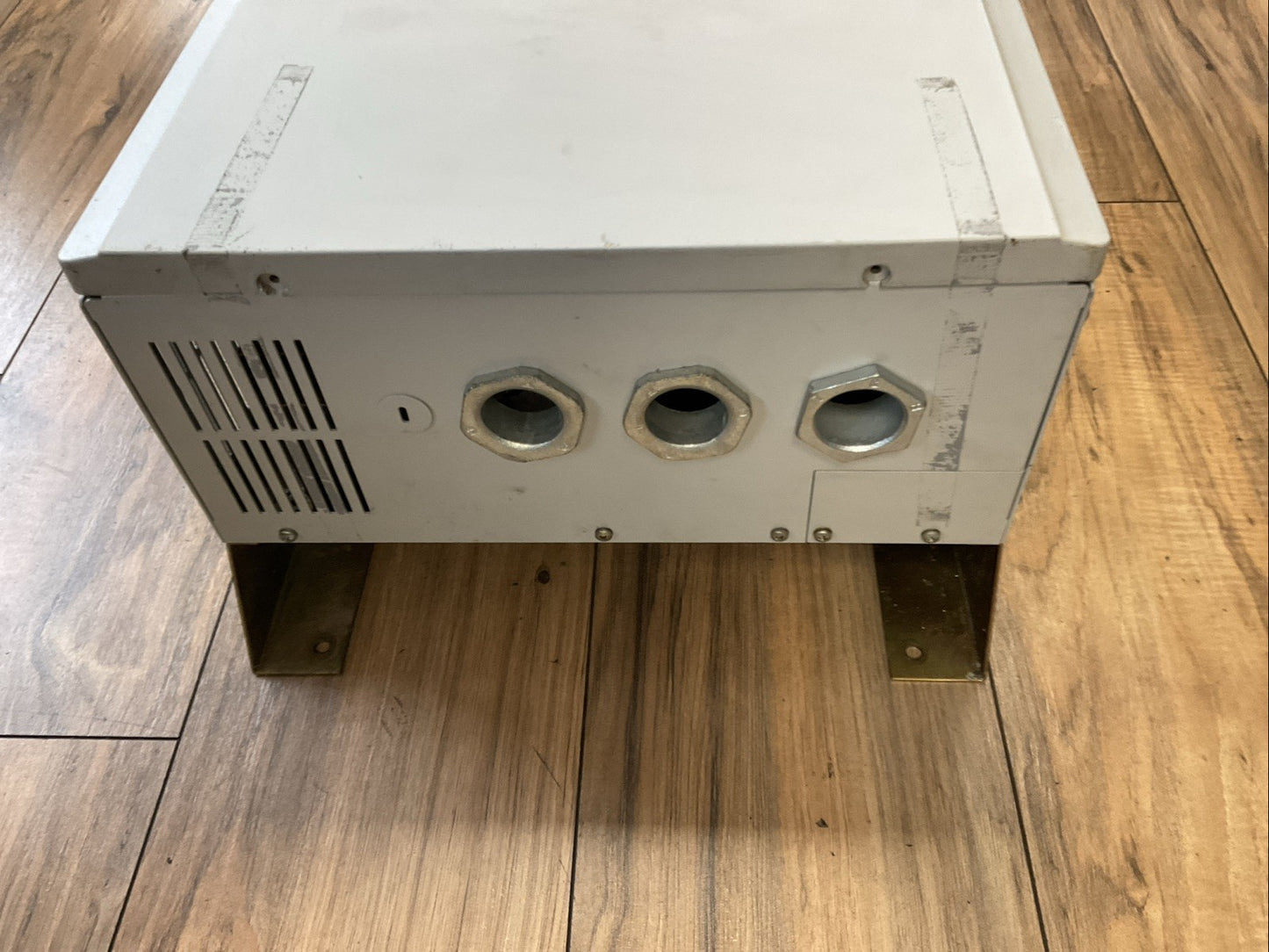 ALLEN BRADLEY 1336-B025-EAF CONSTANT TORQUE 3PH AC DRIVE OUTPUT 460VAC 33.0KVA