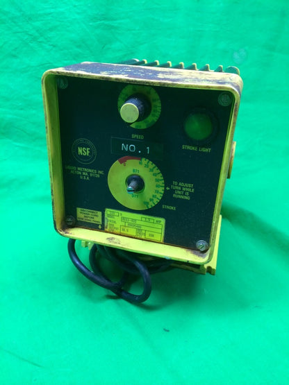 LMI MILTON ROY B111-92S ELECTROMAGNETIC 38.5GPD,150PSI, 115V, DOSING PUMP, USED