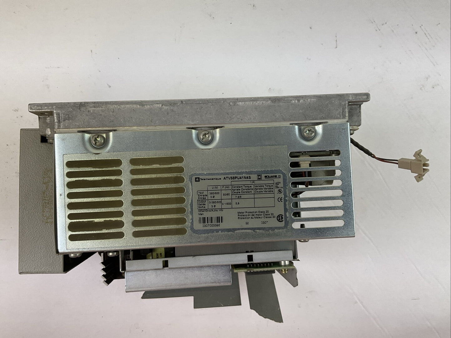 TELEMECANIQUE ATV58PU41N4S AC DRIVE 380/500V V5.1