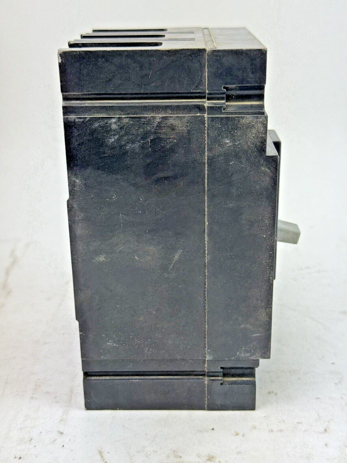 GE - TED134YT100A - MOLDED CASE SWITCH - 3 POLE, 100 A, 480 VAC