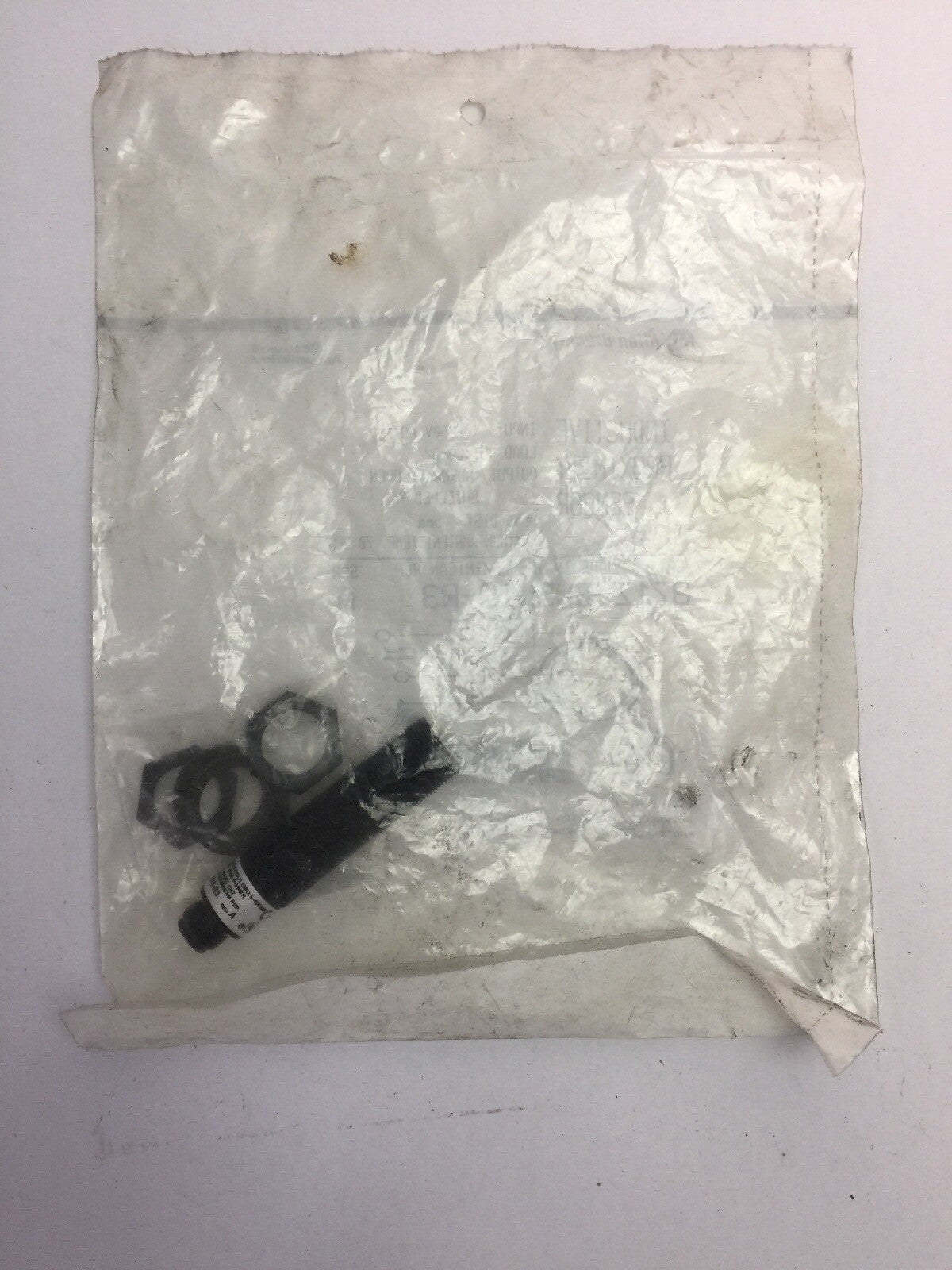 ALLEN BRADLEY 871Z-BW5N18-R3 INDUCTIVE PROXIMITY SENSOR 40-250VAC 5-400mA SER A