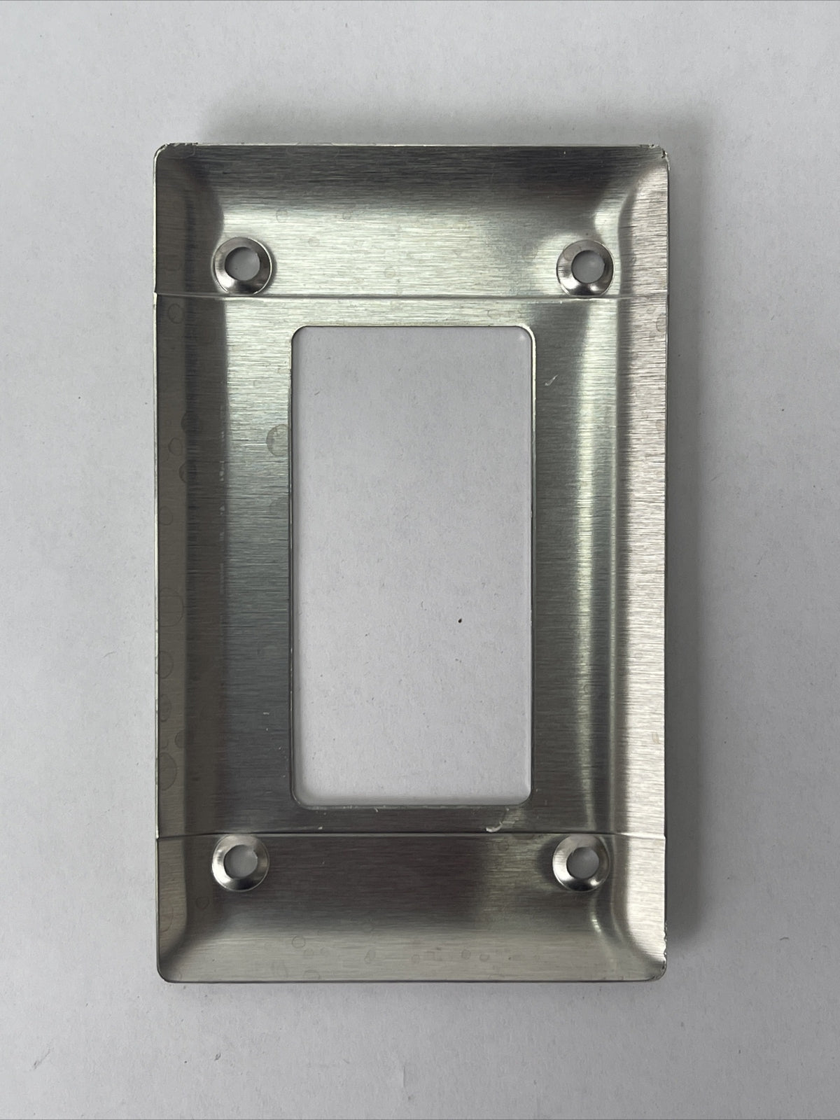 PASS & SEYMOUR 4517 METAL WALL PLATE DUSTPROOF COVER RECTANGULAR FOR FS BOX