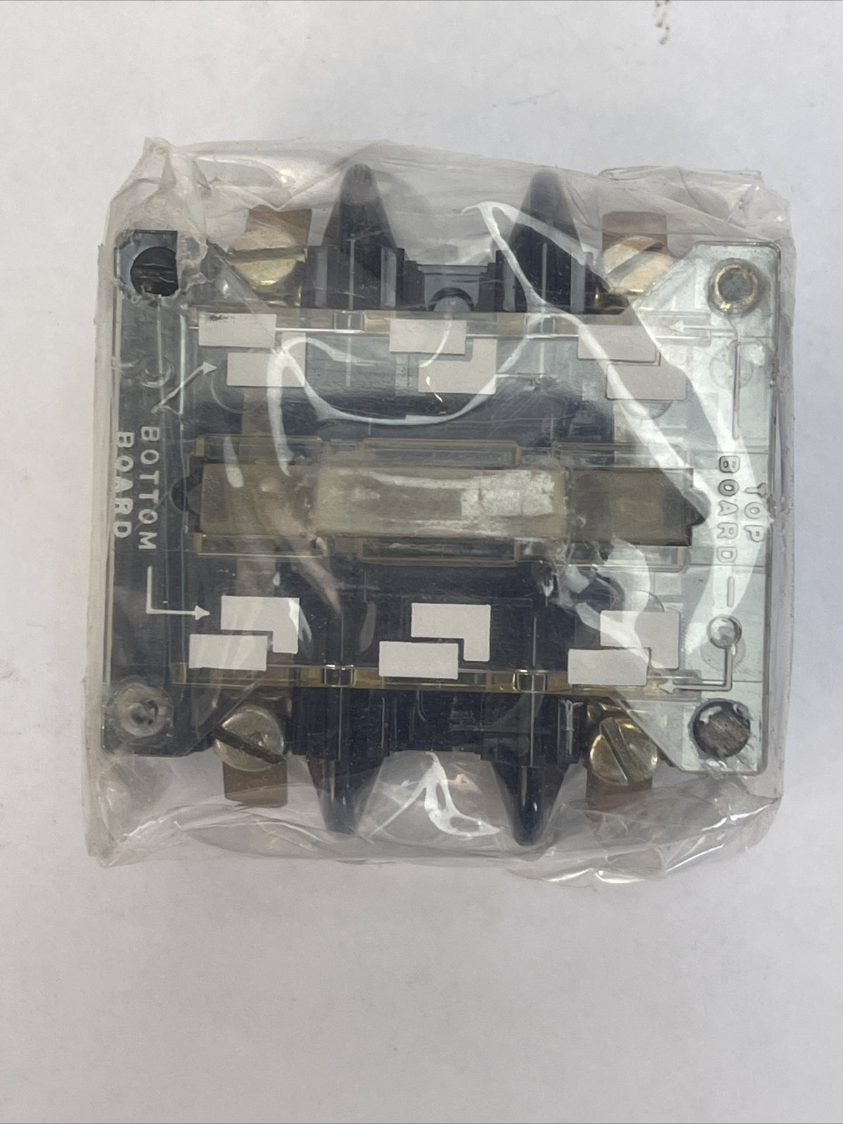 FURNAS 46ZBE20 CONTACT BLOCK 600VAC 10AMP PILOT DUTY 2N.O.