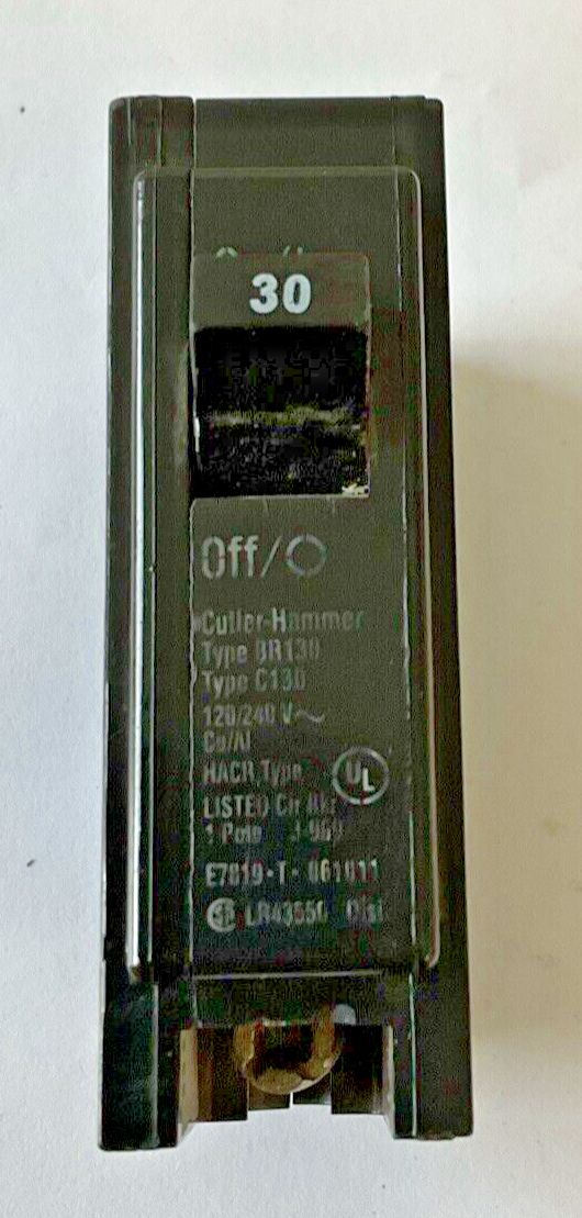 CUTLER HAMMER BR130 CIRCUIT BREAKER 120/240VAC***LOTOF4***