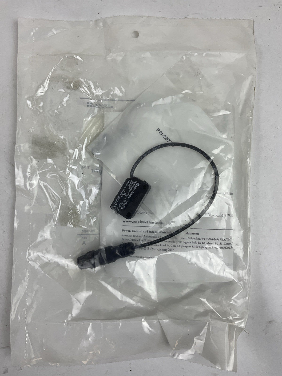 ALLEN BRADLEY 42JS-R9MNA1-F4 SER A TRANSMITTED BEAM RECEIVER RED SENSOR 10-30VDC