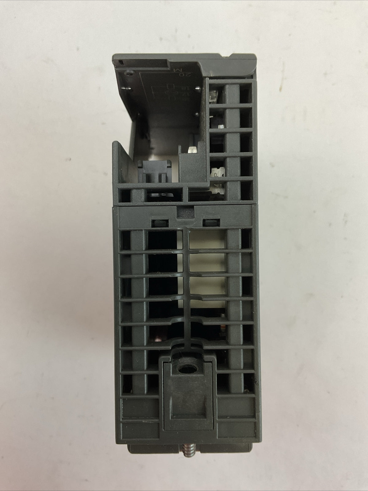SIEMENS 1P 6ES7 322-1HF01-0AA0A SIMATIC S7 DIGITAL OUTPUT MODULE