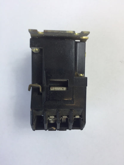 WESTINGHOUSE BF12F INDUSTRIAL CONTROL RELAY 300V 10A COIL 120V 60CY 110V 50CY