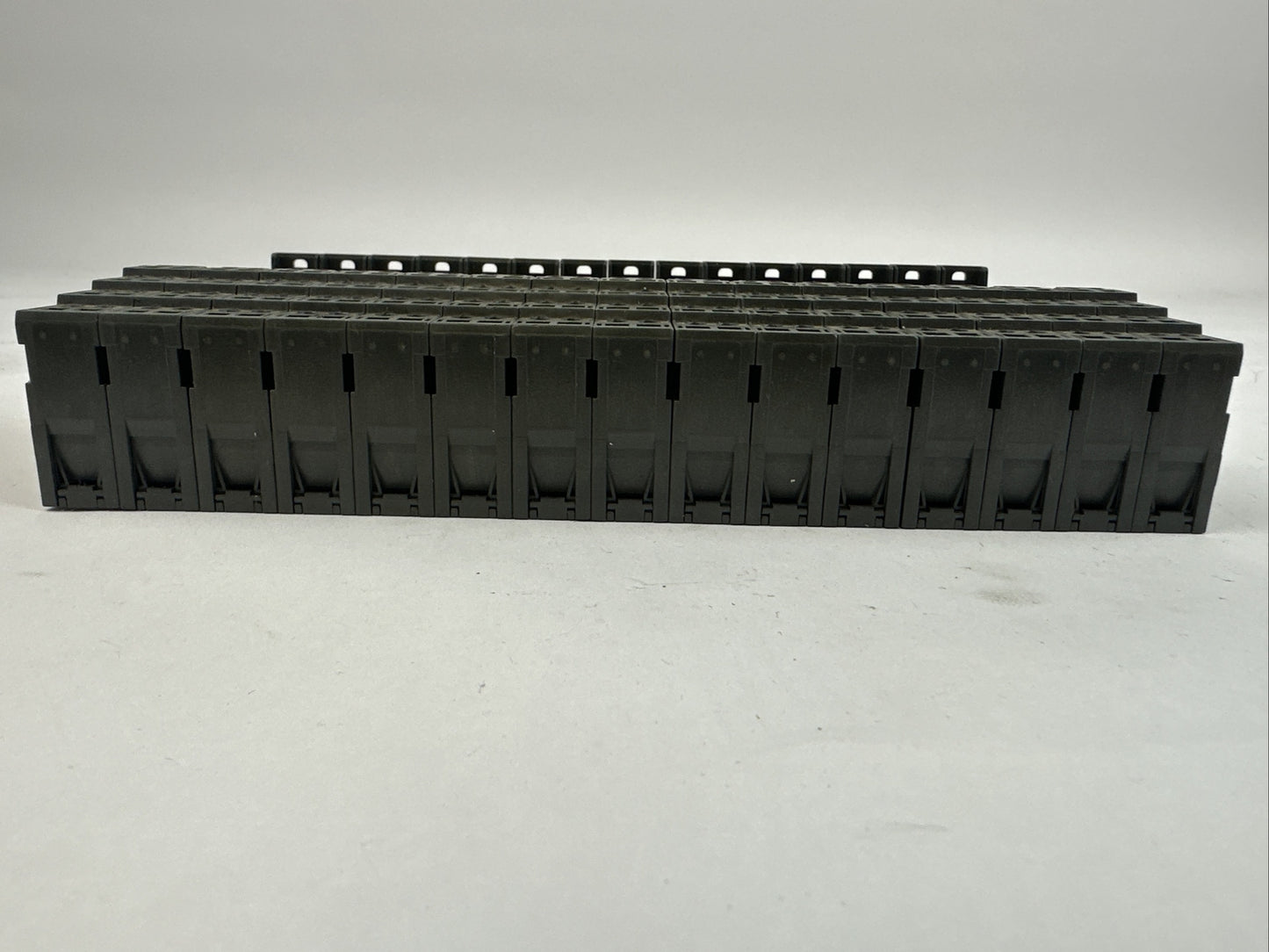 SIEMENS 6ES7 193-4CA30-0AA0 TERMINAL MODULE TM-E15C24-A1 (LOT OF 15)