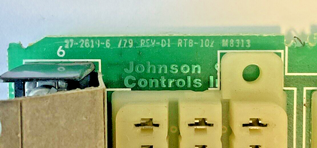 JOHNSON CONTROLS 27-2619-6 /79 REV-D1 RTB-102 M8313 CONTROL BOARD 24-279862