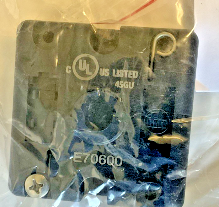IFM E70600 AS INTERFACE QUAD AS-I SPLITTER 8A