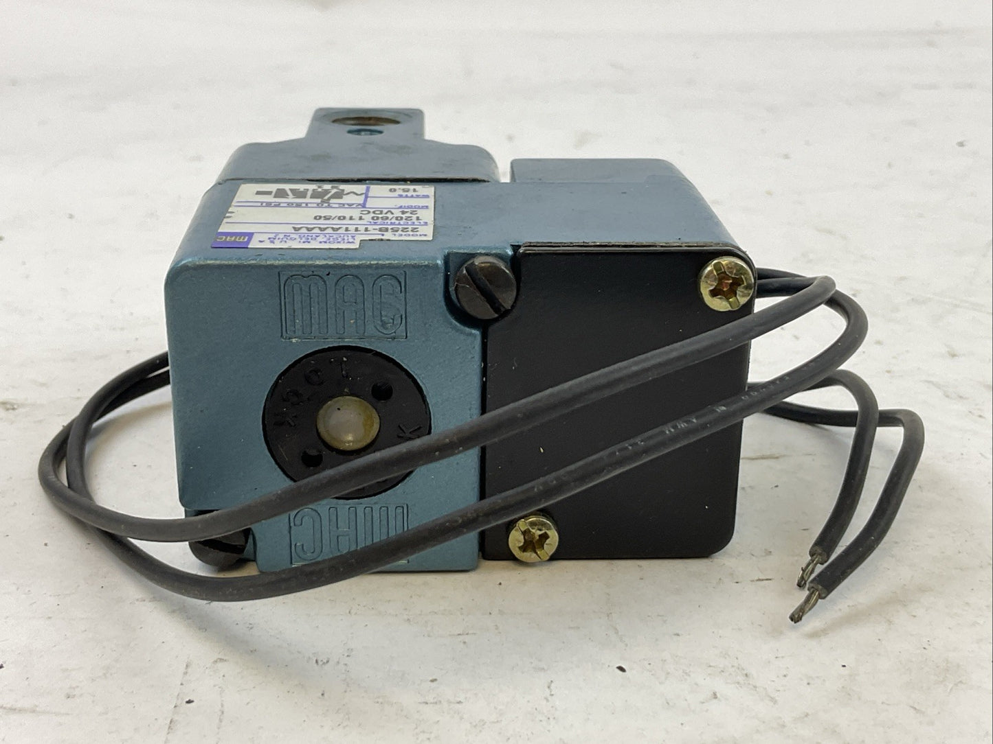 MAC 225A-111AA SOLENOID VALVE 120VAC 60HZ 110VAC 50HZ 24VDC 15.0WATTS 150PSI