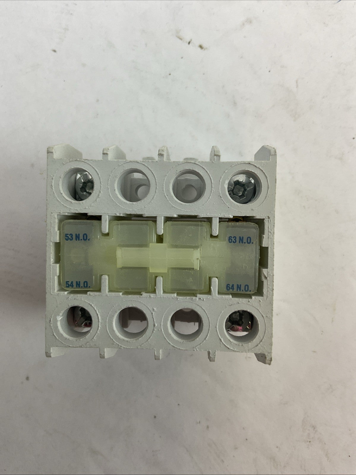 EATON C320KGT4 SER A2 FREEDOM SERIES TOP MTD AUXILIARY CONTACT 2N.O.