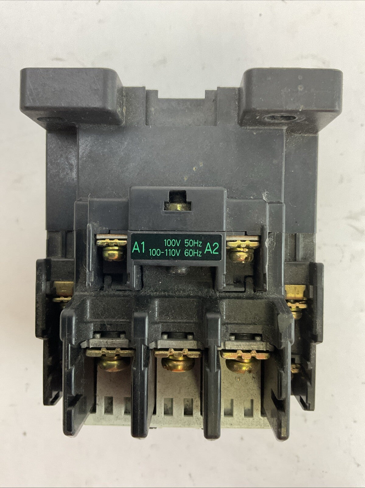 FUJI SC-N2 CONTACTOR 600VAC 30HP 60A COIL 100-110V 60HZ 100V 50HZ