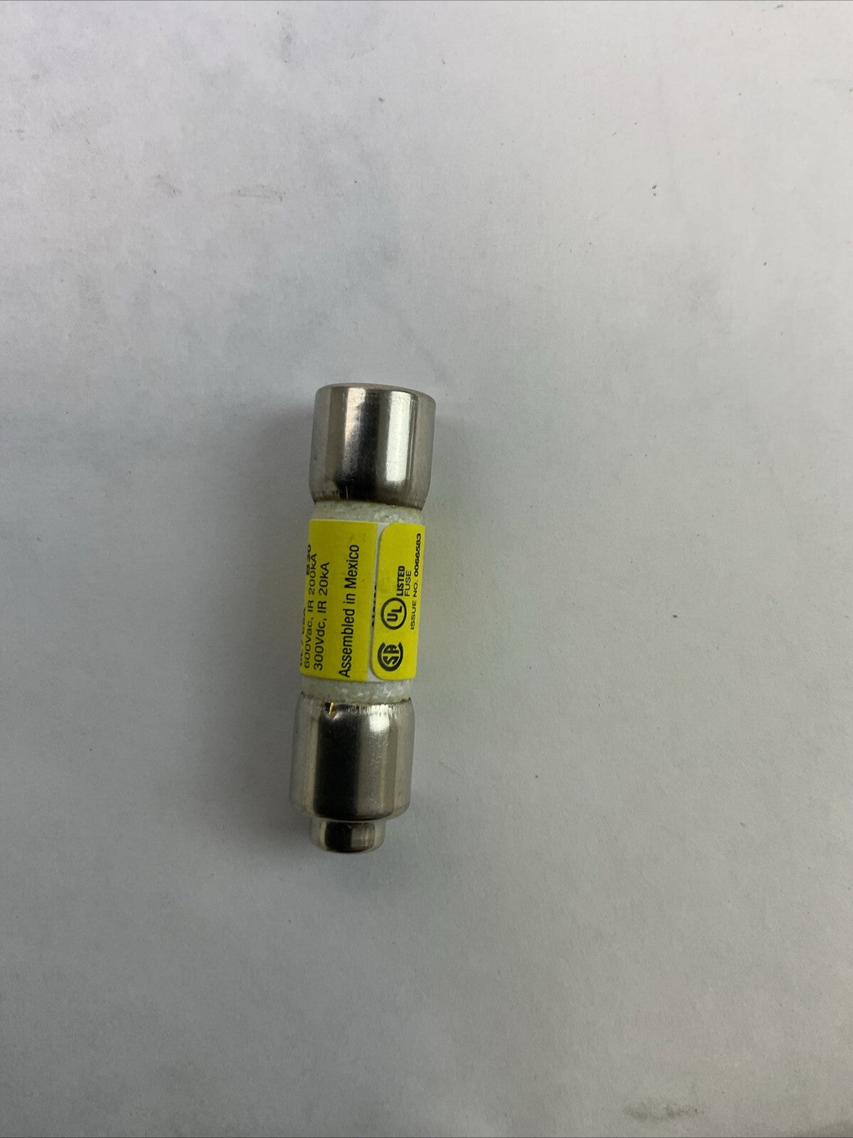 BUSSMANN LP-CC-30 600VAC 300VDC 30AMP LOW-PEAK TIME-DELAY FUSE (LOT OF 3)