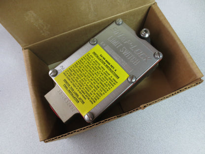 NAMCO EA180-11302 SNAP-LOCK LIMIT SWITCH - NEW SURPLUS