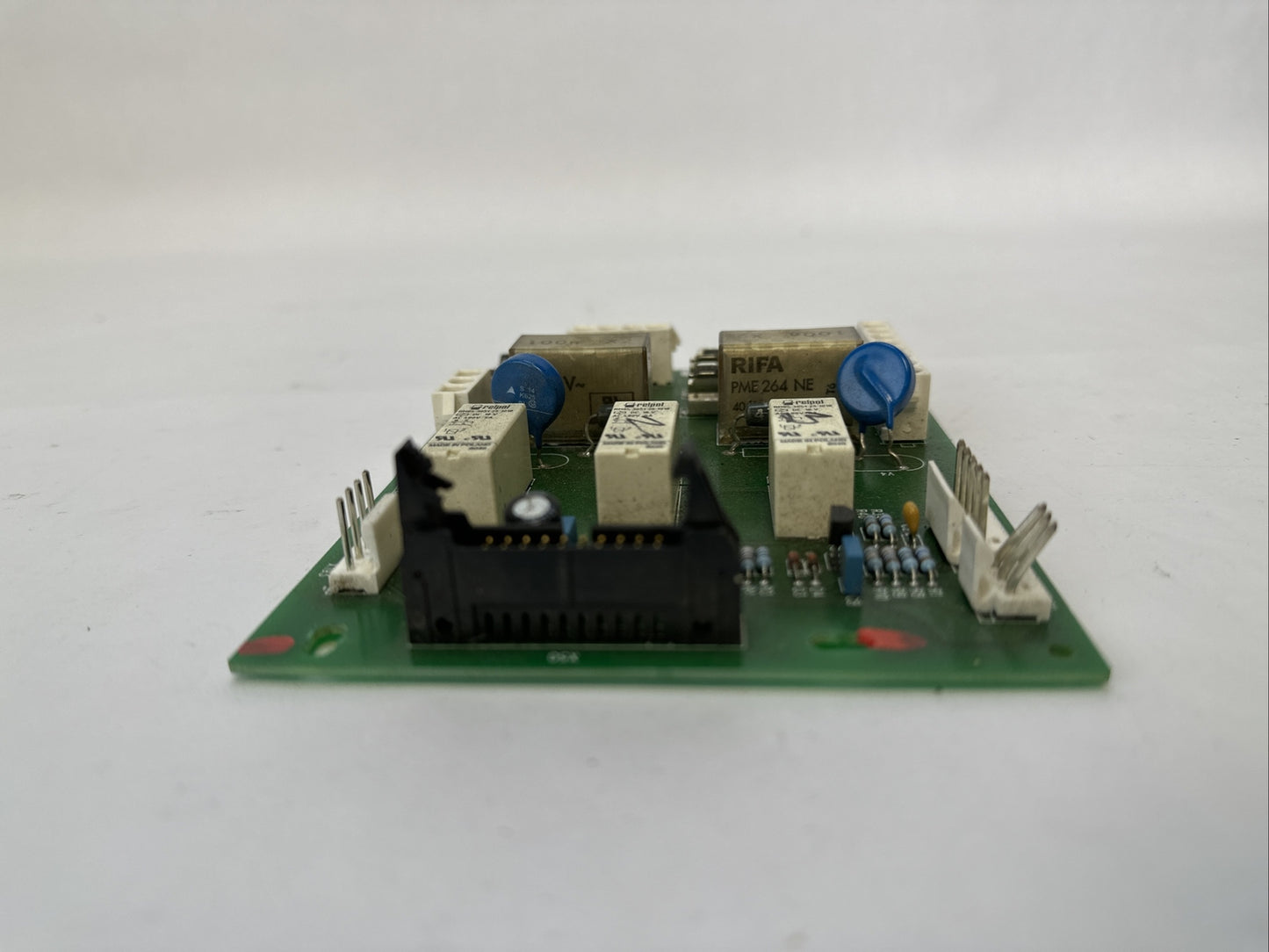APC 640-4509AREV 2 CIRCUIT BOARD