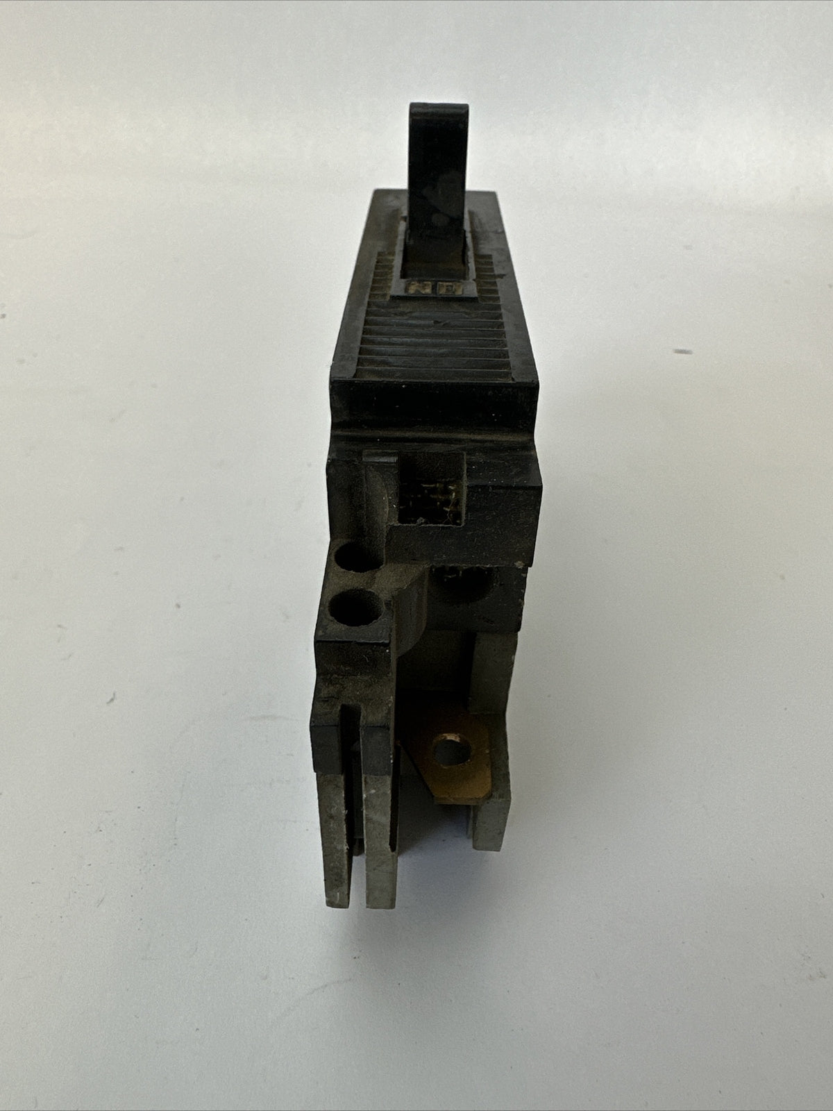 SQUARE D ML120 922920 CIRCUIT BREAKER 20AMP 1POLE 277VAC