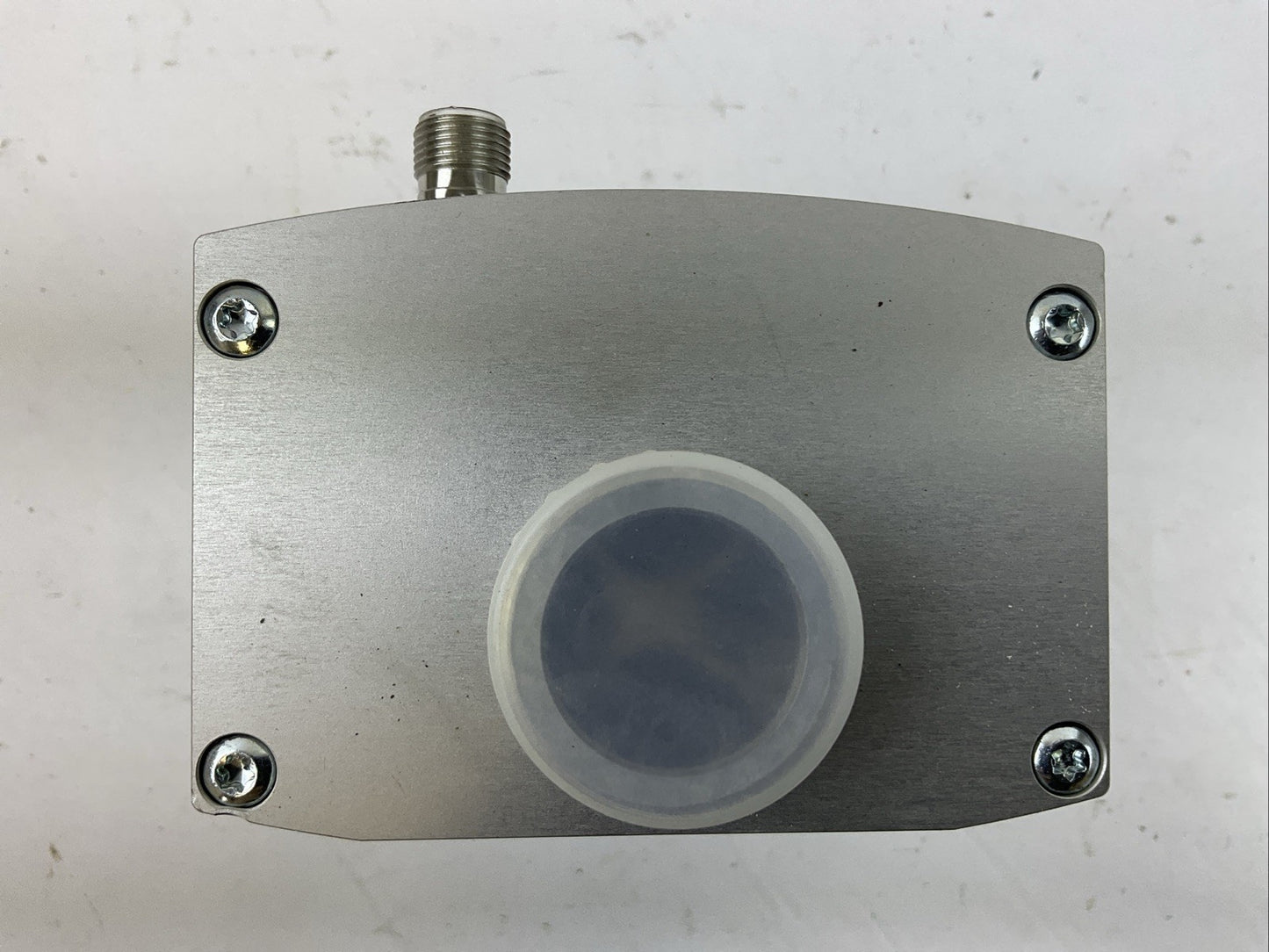 IFM SU8001 FLOW METER