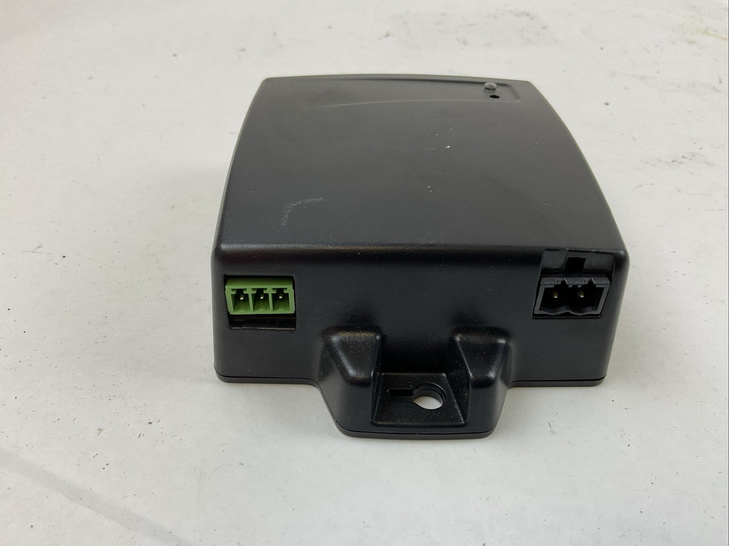 WIRELESS ADAPTER RG-902 WS ADAPTER 24V 50/60HZ 6VA SENSOR