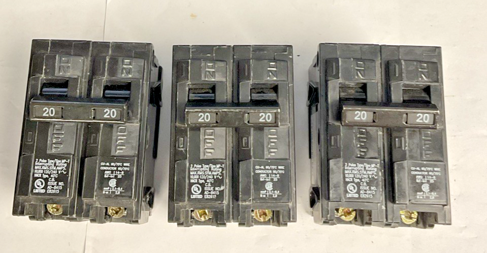 MURRAY MP220 CIRCUIT BREAKER 20A 2POLES 60HZ 240VAC****LOTOF3****