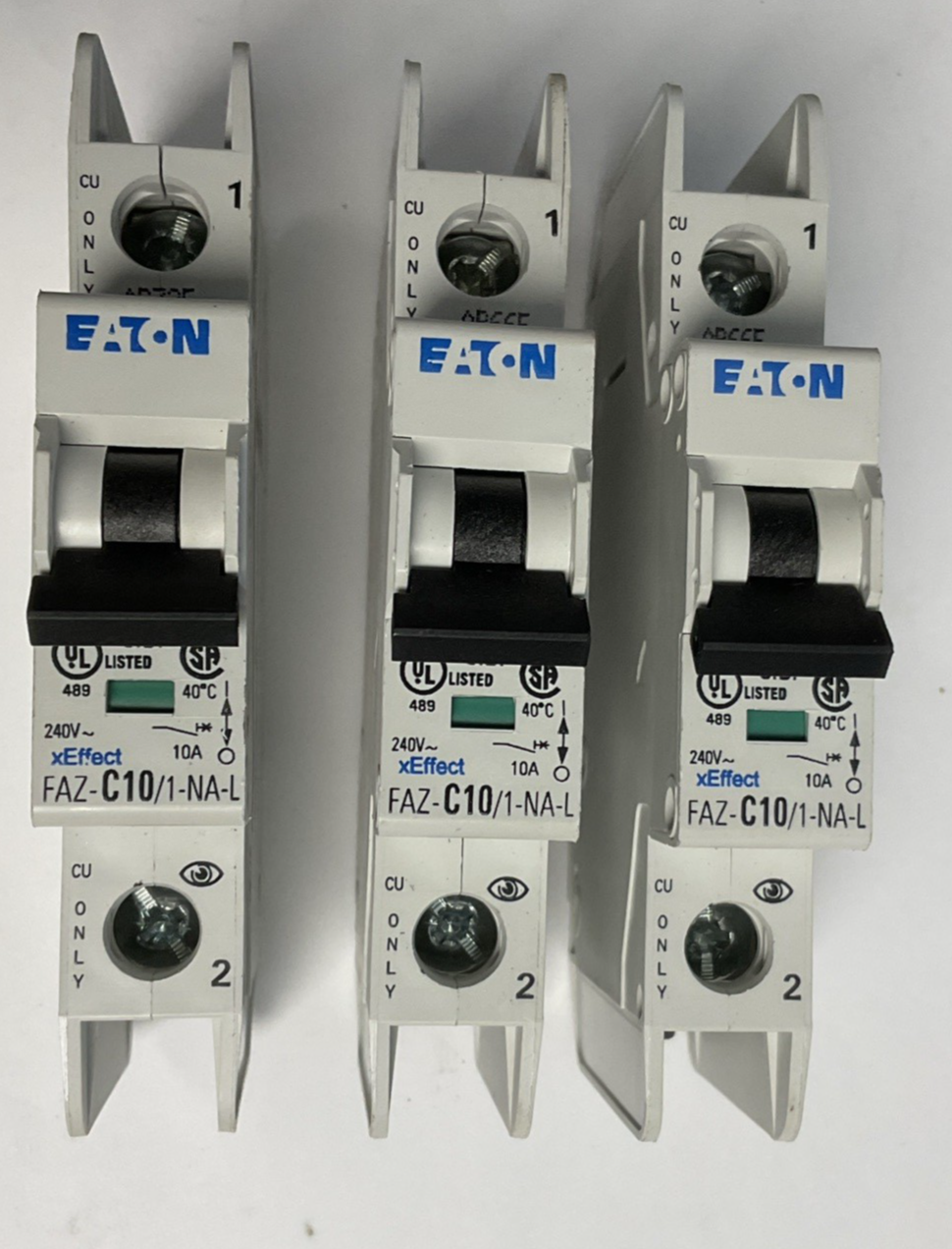 EATON FAZ-C10/1-NA-L CIRCUIT BREAKER 240VAC 10A 50/60HZ ***LOTOF3***
