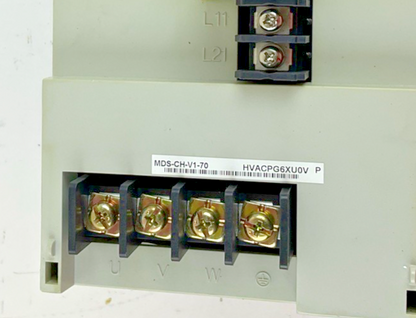 MITSUBISHI MDS-CH-V1-70 SERVO DRIVE UNIT 7KW 648V H/W VER.P 15A 240HZ
