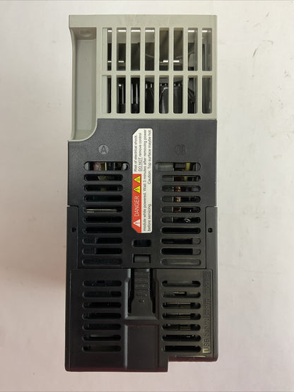 ALLEN BRADLEY 25B-D1P4N114 AC DRIVE FRN 5.001 OUTPUT 0-460VAC SER A