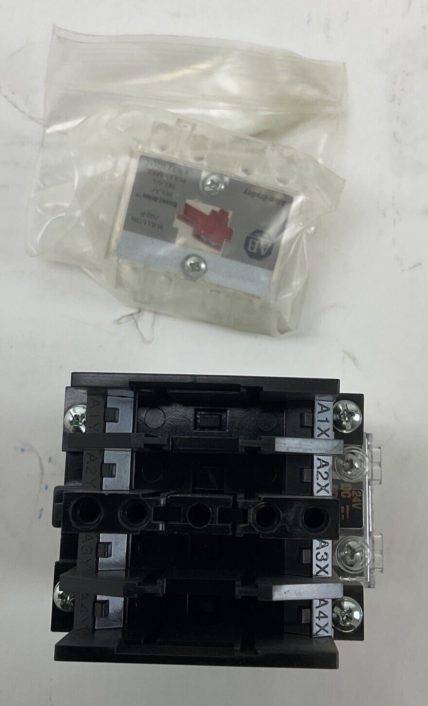 ALLEN BRADLEY 700DC-P000Z24  24VDC CONROL RELAY SER.E 20A 600VAC
