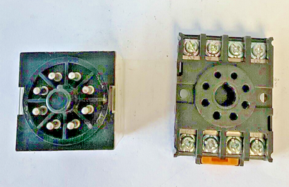 OMRON MK2PN-S RELAY 10A   W/YOUNG NDS 8 BASE 300V 10A** LOTOF2**