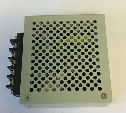 IDEC PSR-S15 PWER SUPPLY 85-132VAC 47-440HZ 105-170VDC  12V 1.2A