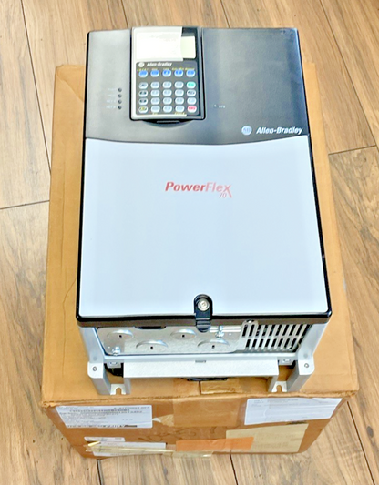 ALLEN BRADLEY 20AD034A3AYNANC0 POWER FLEX AC DRIVE 70 FRM 5.001
