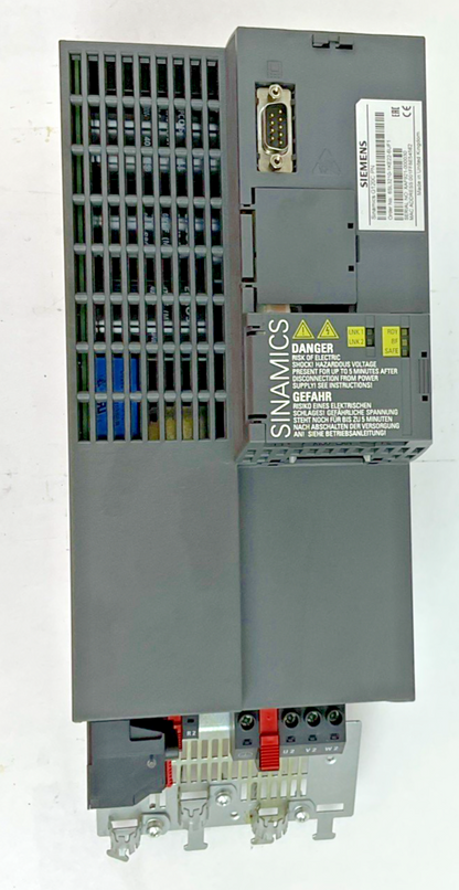SIEMENS 6SL3210-1KE22-6UF1 FREQUENCY CONVERTER 15HP VER.B02 33.3A G120C PN 480V