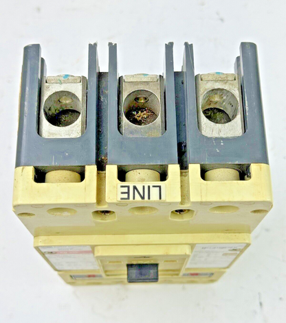 CUTLER-HAMMER - KD3400F - 400A, 3POLE, 600VAC, 250VDC W/ KT3300T 300A TRIP UNIT