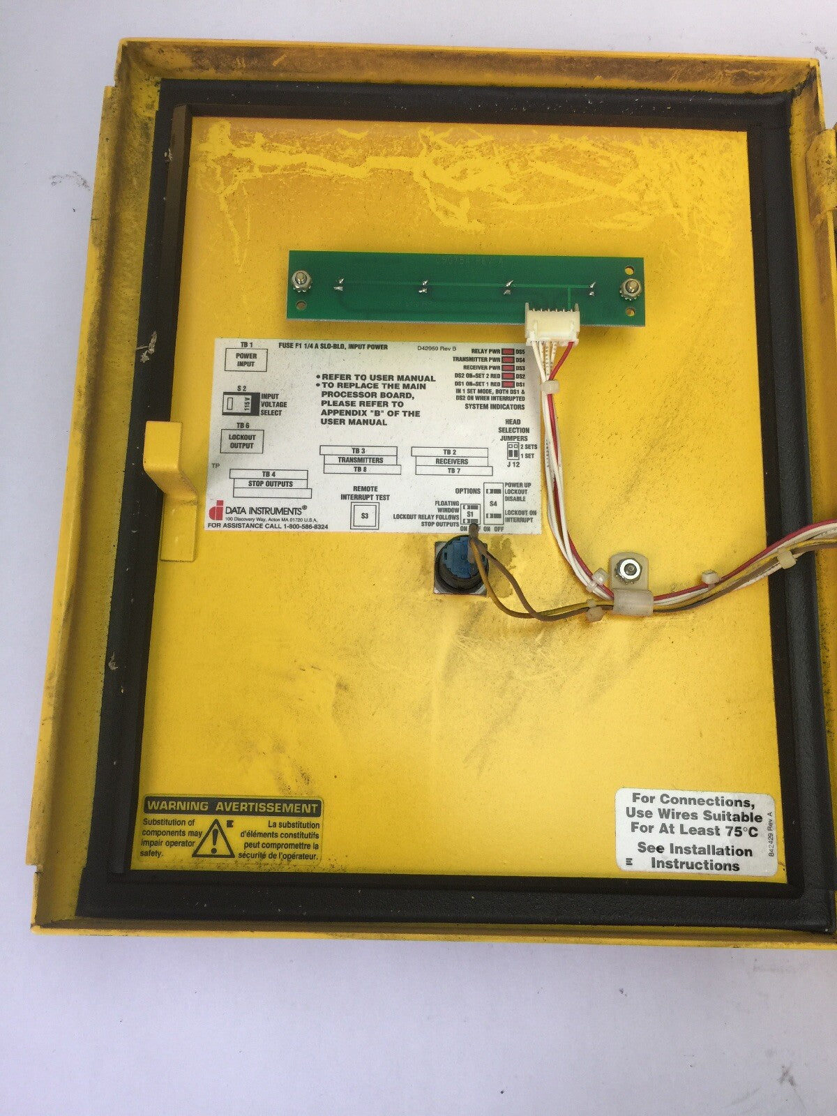 DATA INSTUMENTS/HONEYWELL 3LC-BXWQDH DETECTOR 3 LIGHT CURTAIN CONTROLLER