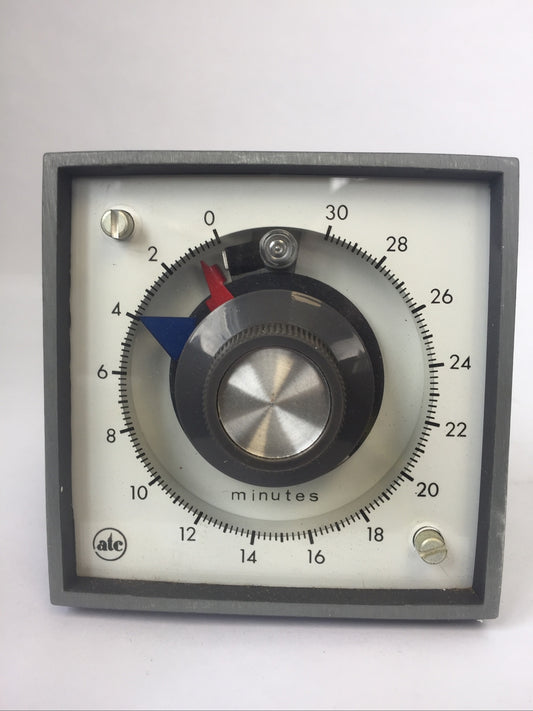 EAGLE SIGNAL 305D016A10PX TIMER 120V 0-30 MINUTES