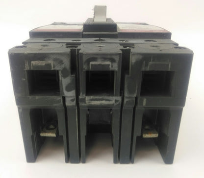 GE SELA24AT0030  2P, 30A, 480V,CIRCUIT BREAKER W/ 20A PLUG, USED GOOD CONDITION