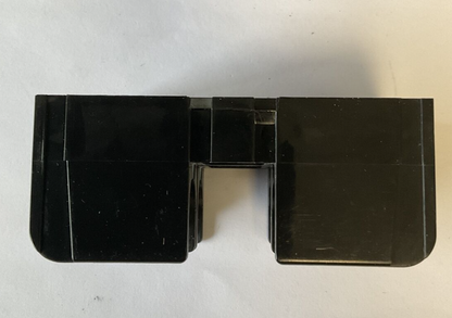 LITTLEFUSE L60030C-2SQ FUSE HOLDER 600V 30A ***LOTOF3***