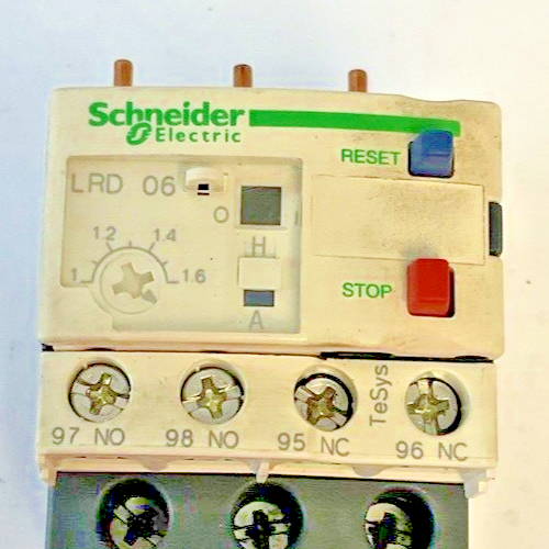 SCHNEIDER ELECTRIC LRD 06 CONTACTOR 1.6A 690V 50/60HZ ***LOTOF2***