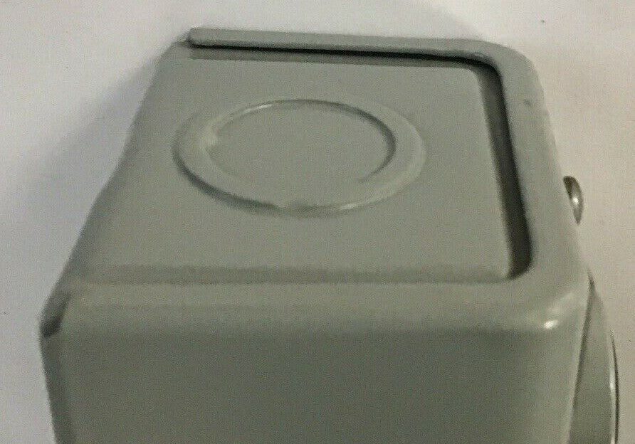 GE CR2943NA102X STANDARD-DUTY PUSHBUTTON STATION ON-OFF 600V NEMA 1 ENCLOSURE
