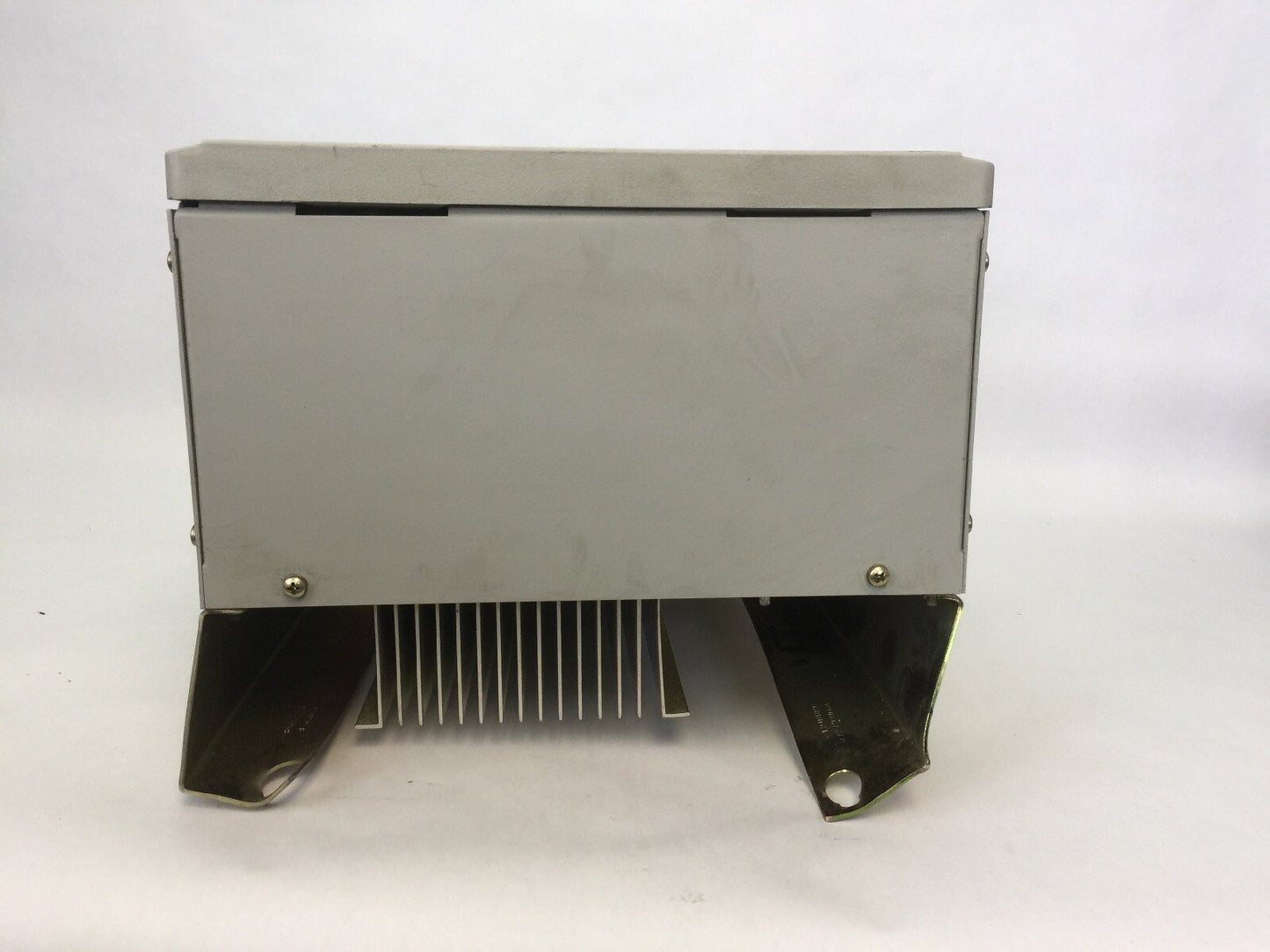 ALLEN BRADLEY 1336-B005-EAD-L3 CONSTANT TORQUE 3-PH AC DRIVE OUTPUT 380/415/460V