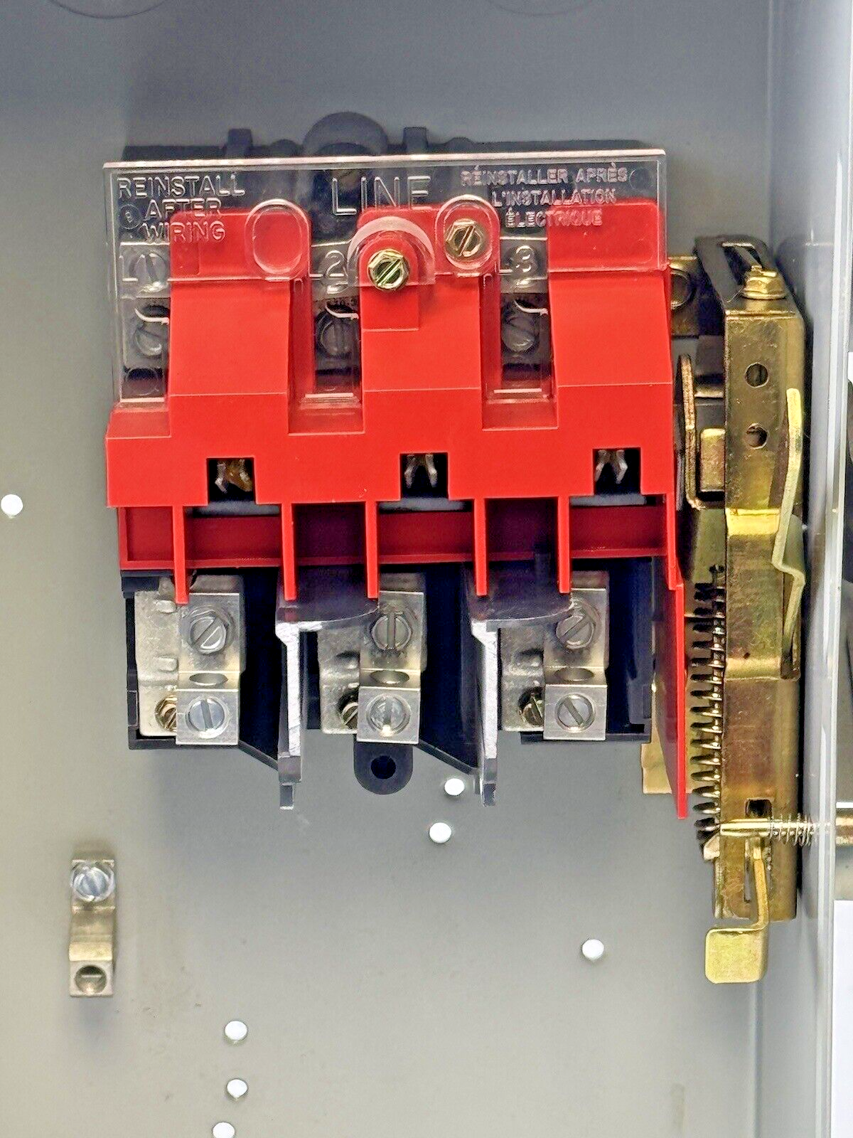 EATON / CH - DH361UGK - HD SAFETY SWITCH - 30A/ 600VAC/250DC / 3 POLE/ TYPE 1