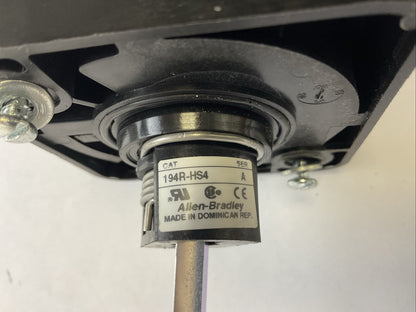 ALLEN BRADLEY 194R-NJ060P3 SER B DISCONNECT SWITCH 194R-HS4 SER A OPERATING HAND