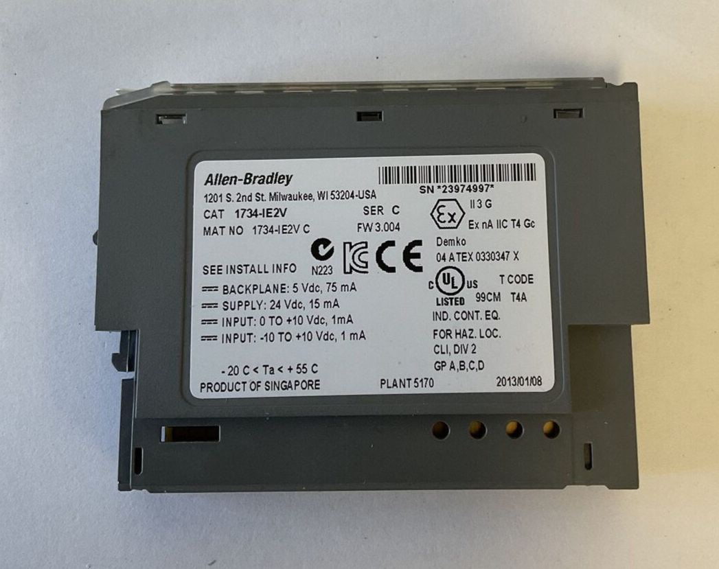 ALLEN BRADLEY 1734-IE2V ANALOG VOLT INPUT MODULE SER.C FW3.004