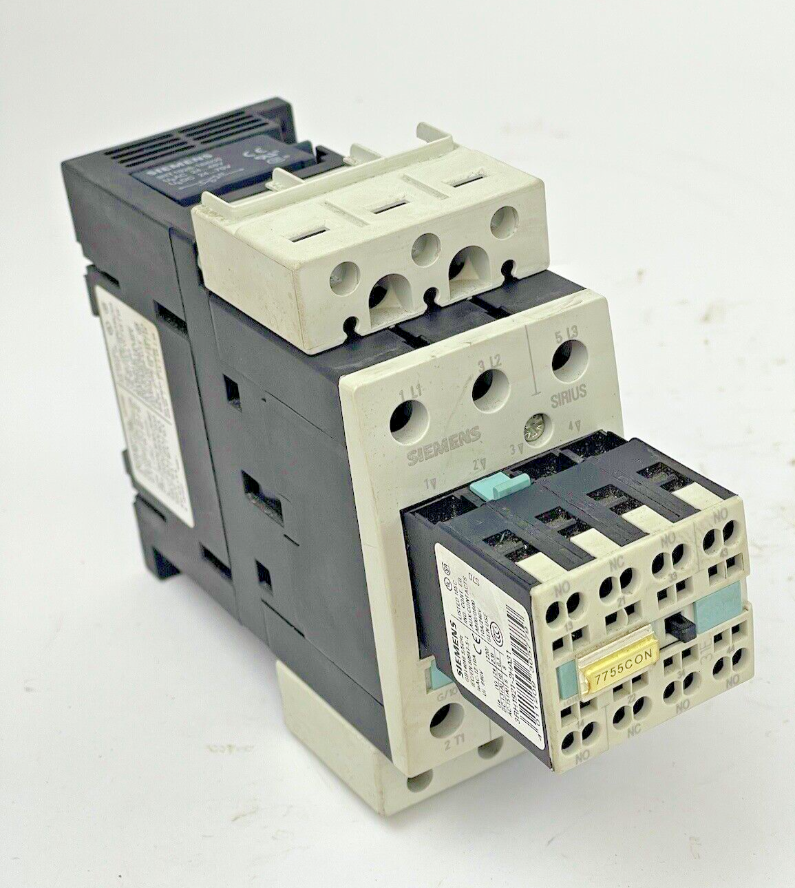 SIEMENS 3RT1036-3BB40 - CONTACTOR - W/ 3RH1921-2HA31 AUX BLOCK AND 3RT1926-1BB00