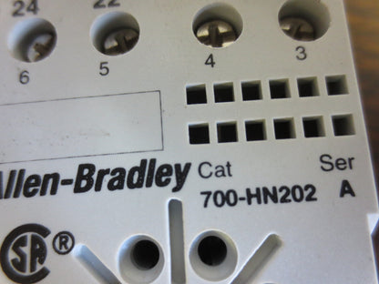 ALLEN-BRADLEY 700-HA32Z24 RELAY + 700-HN202 SOCKET / BASE
