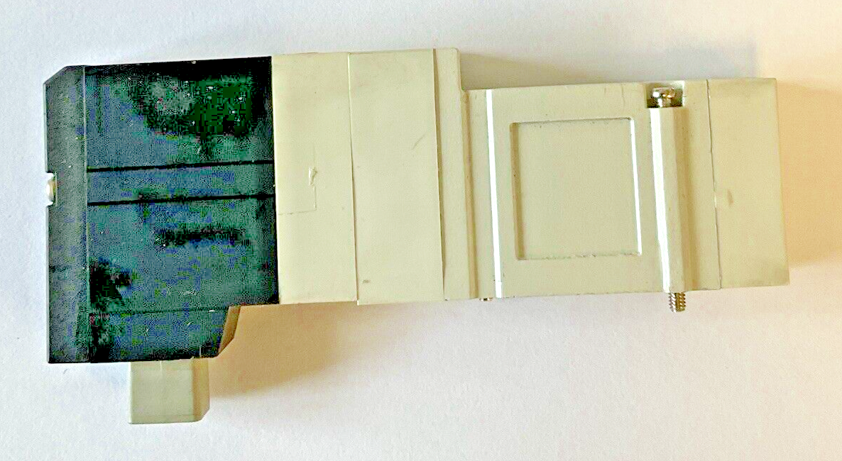 SMC SV1100-5FU SOLENOID VALVE 0.15-0.7MPS ***LOTOF2***
