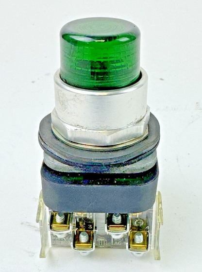 ALLEN-BRADLEY - 800T-QBH24G SER. T - GREEN ILLUMINATED PUSH BUTTON W/ BLOCK