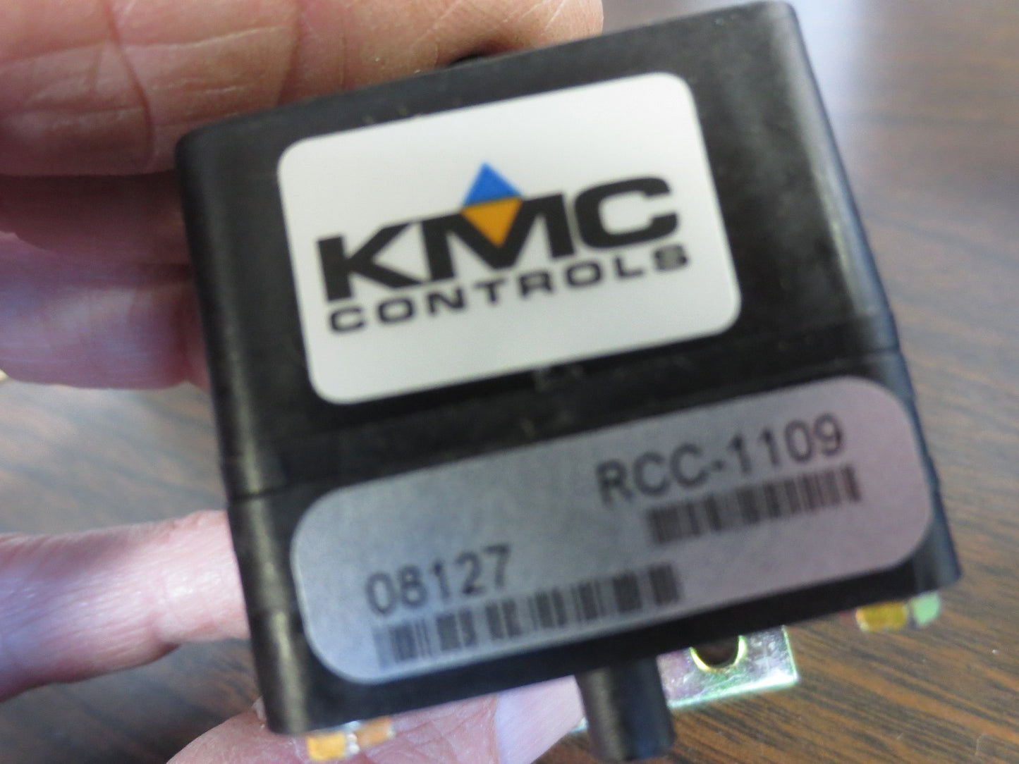 KMC RCC-1109 DIVERTING RELAY w/ BRACKET - NEW SURPLUS