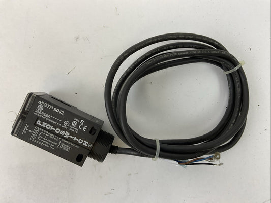 ALLEN BRADLEY 42GTP-9042 SER B PHOTOSWITCH ONLY